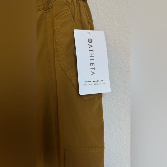 ATHLETA Vienna Cargo Pant Casual Travel Career in Brass Yellow Size 8 New! - Picture 6 of 9